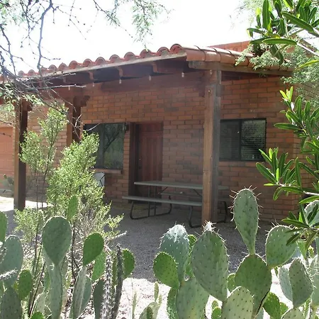 Desert Trails Bed & Breakfast-3